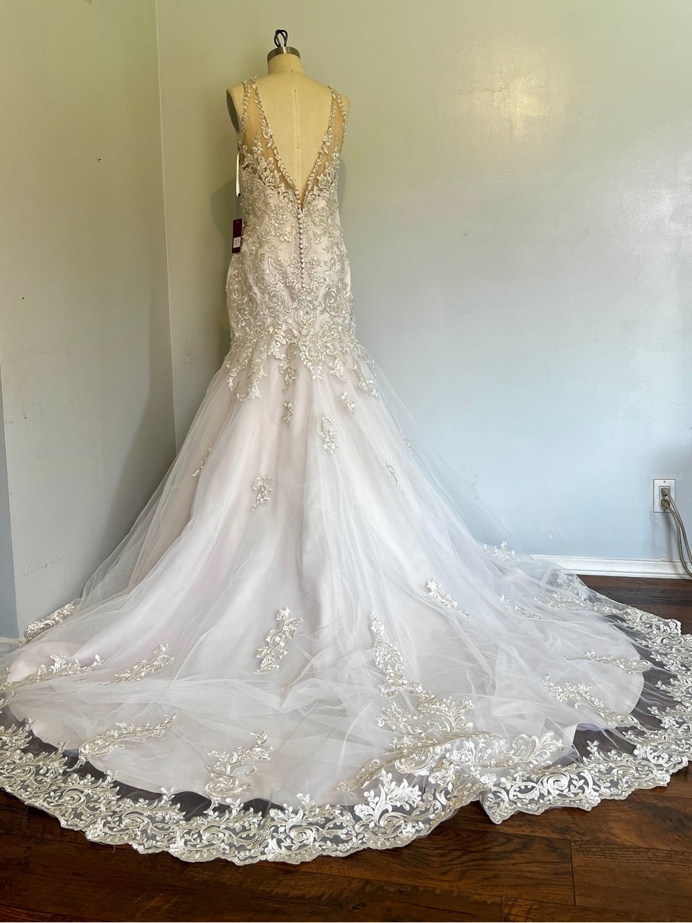 Ivory-Blush Lace Mermaid Wedding Dress - Picture 7 of 10